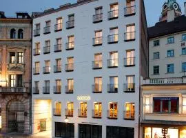 Louis Hotel