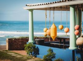 Silver Spray Beach Accommodation，維多利亞灣的飯店