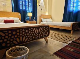 Bedouin Hostel- دار البدوي, ξενοδοχείο στο Νταχάμπ