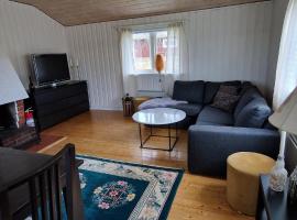 Naturnära stuga i Norr Amsberg, ξενοδοχείο σε Borlänge