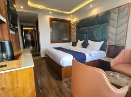 Central Vista - Shimla Royale - Near Mall road Free Pickup From Railway station shimla