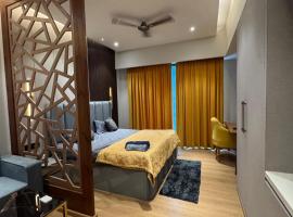 Galaxy blue sapphire plaza, Hotel in Ghaziabad
