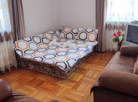 2 rooms Condo near Zoom Beach, hotel v destinaci Constanţa