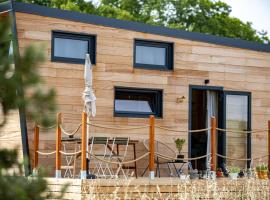 La Tiny House des Vignes du Château de Vauclaire、Meyrarguesのホテル