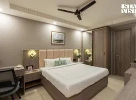 StayVista Residences near Cyber City Hub with Gym & Air Purifier