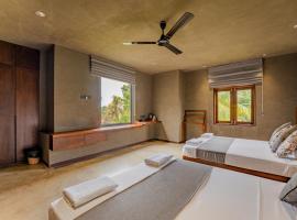 West nest Bohemian, hotel v Negombu