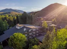 Knob Hill Inn