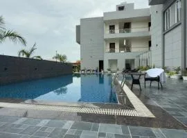 Savanna Retreat