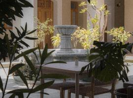 埃克斯题鲁成人酒店 ,位于瓦哈卡市的酒店