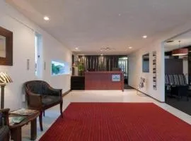 The Riccarton Hotel