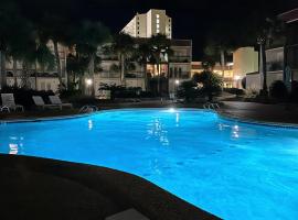 Locally Owned Condo At The Villas, hotell sihtkohas Biloxi