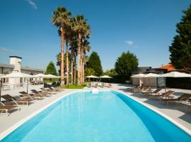 Hotel La Palma de Llanes by gaiarooms, hotel din Llanes