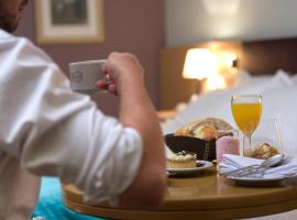 Hotel y Casino Del Río - Cipolletti、シポジェッティのホテル