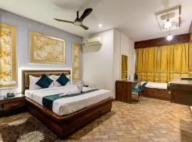 Emerald Suites By Classio