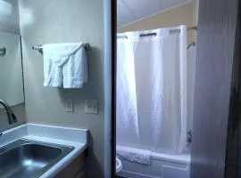 1st Interstate Inn