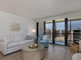 Sundial F403 - Beach Bliss, Garden View Two Bedroom Residence at Sundial Sanibel、サニベルのホテル