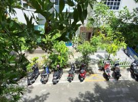 Budget friendly room for rent in hulhumale, hotel v destinaci Dhangethi