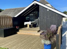 Feriehytte - Lille Knudsgaard, hotel v destinaci Løkken
