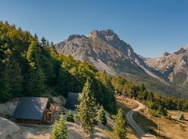 Komovi Luxury House, hotel em Andrijevica