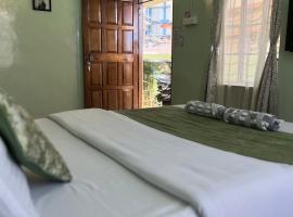 Cozy Haven 1018 Homestay, ξενοδοχείο σε Σιλόνγκ