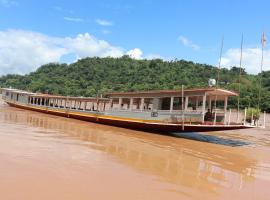 2 days Mekong cruise package with Mekong Lover Cruise from Houay Xay to Luang Prabang or Mekong cruise from Luang Prabang to Huay Xai - Thailand, hotel v destinaci Ban Khonkèo