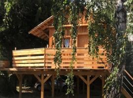 chalet dans la ville, hôtel à Sélestat