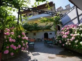 Palorto Traditional Hotel