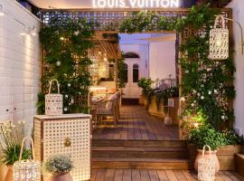 White 1921, hôtel à Saint-Tropez