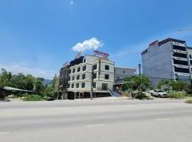 Tường Vân Legend Hotel