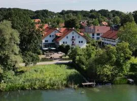 Sopherl am See - Frühstück auf der Seeterrasse, sehr ruhig und wunderschön am See, 3 Minuten nach Oberpfaffenhofen, viele Radtouren, Restaurants & Cafes in der Umgebung