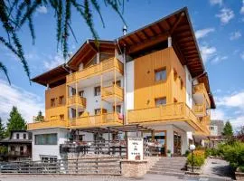 Hotel Alpine Mugon