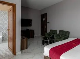 Shamrock Hotel