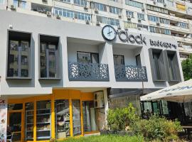 O'clock bed & SPA, отель в Бургасе