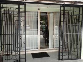 Newly Renovated Danau Kota Terrace House, hotell Kuala Lumpuris