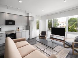 Reside Navy Yard, a Wyndham Residence、ワシントンのホテル