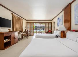 Bluewater Maribago Beach Resort, hotel in Mactan