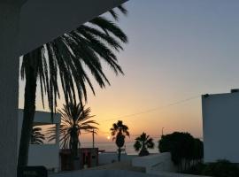 Évasion côtière à la Corniche - Villa sur la mer, hotell sihtkohas Banzart