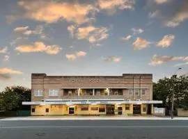 Royal Hotel Dungog