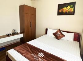 Khách sạn Hoàng Ngân, hôtel à Ðại Nài