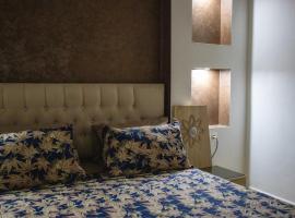 Villa 3 niveau avec jacuzzi, terrasse et cour, hotel a Birkhadem