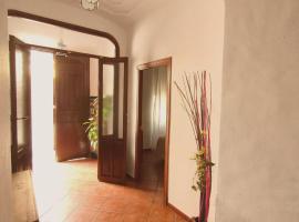 AT Casa Pedrero, hotel in Fregenal de la Sierra