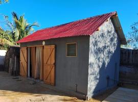 Bungalow famille Vezo, готель у місті Іфаті