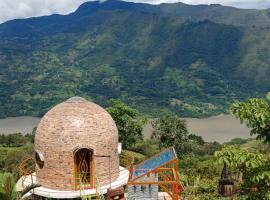 El Domo Macanal, Hotel in Macanal
