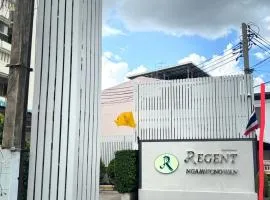 Regent Ngamwongwan Hotel