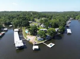 Rock Harbor Resort and Motel