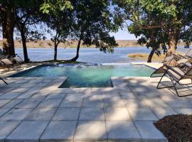 Kulota Island Lodge, hotel v destinaci Katombora