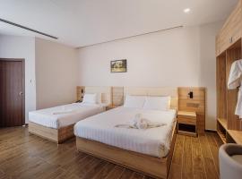 Bamboo Riverside Boutique Hotel, hotel in Ben Tre