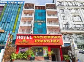 Collection O Nam Phuong Hoang Hau