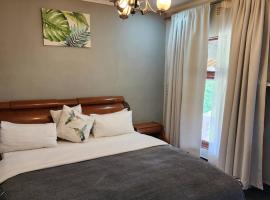 Mutanda Georgie's Bar & Grill,位于Mutanda的酒店