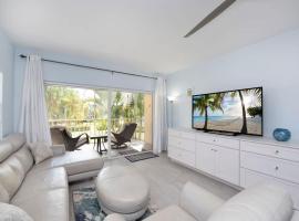 Plantation Village #37 Condo, hotel a Dog City